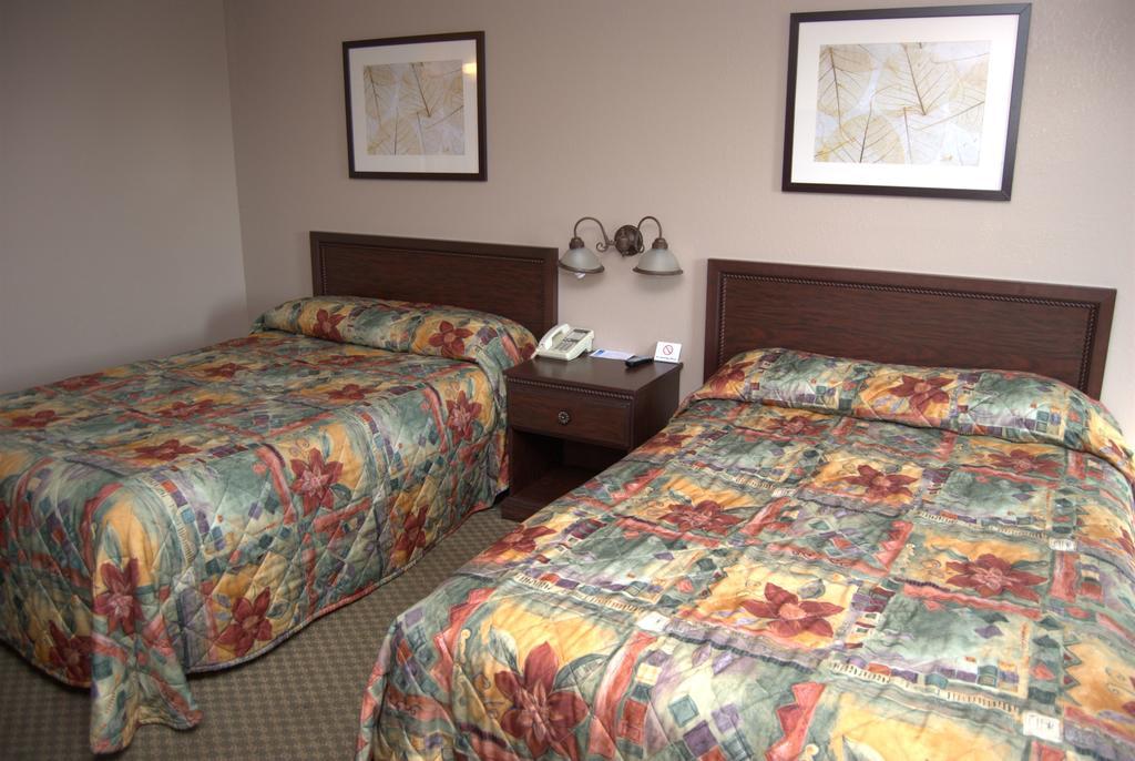 Commodore Resort Пут-ин-Бей Екстериор снимка
